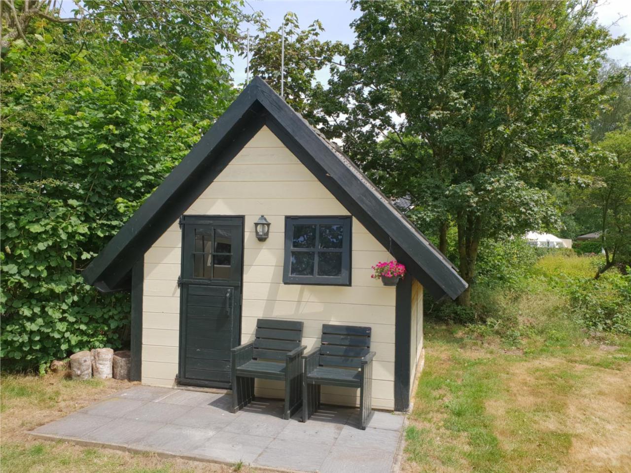 Iglo Bungalow 13 Chaam Exterior photo